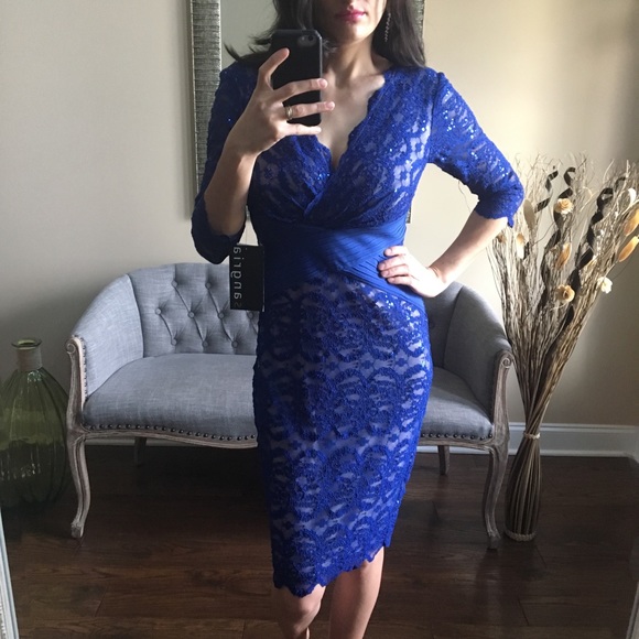 ✨NEW✨Sangria Lace Dress - Picture 1 of 8